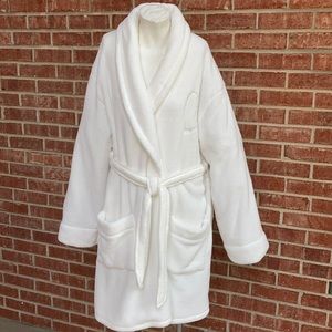 DKNY Ivory White Plush Logo Short Robe